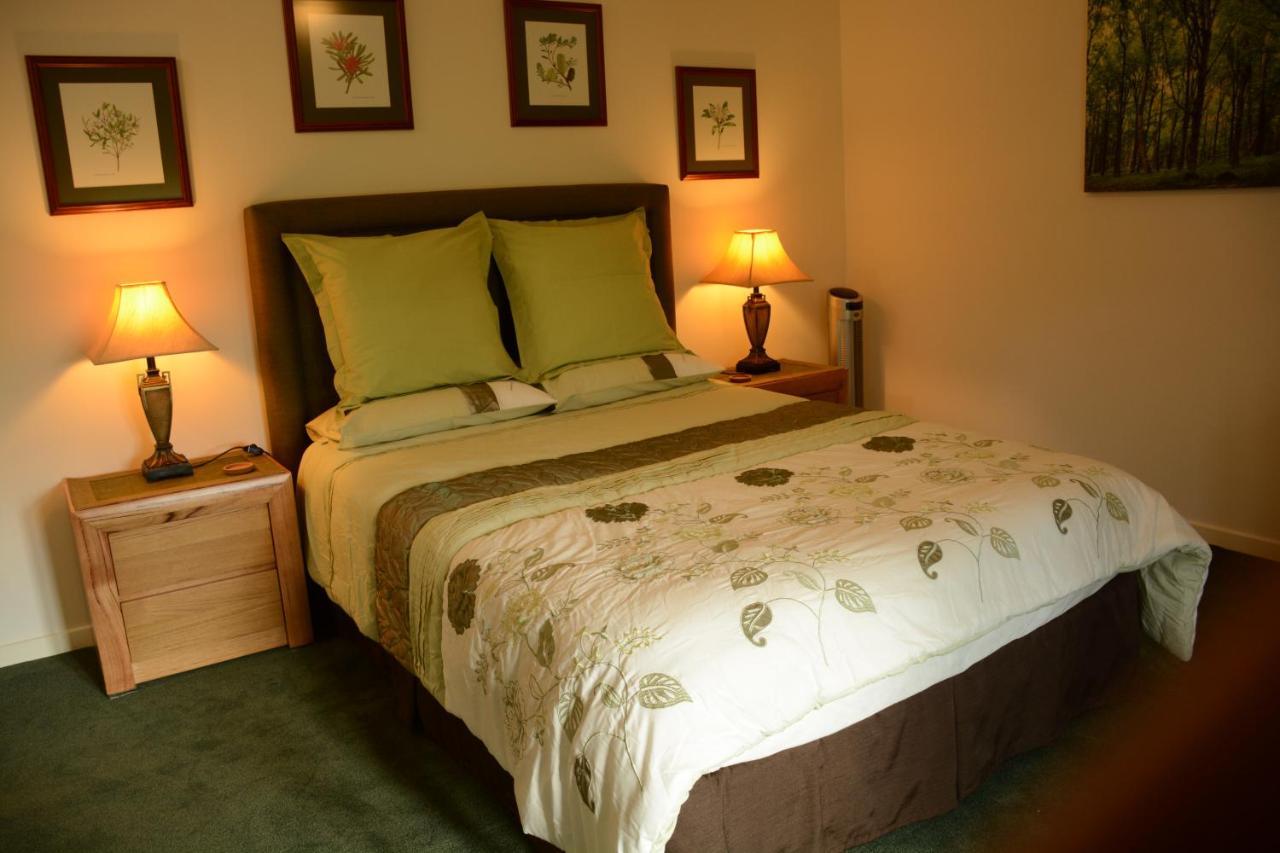 Bed and Breakfast Les noyers aulnay à Aulnay  Extérieur photo