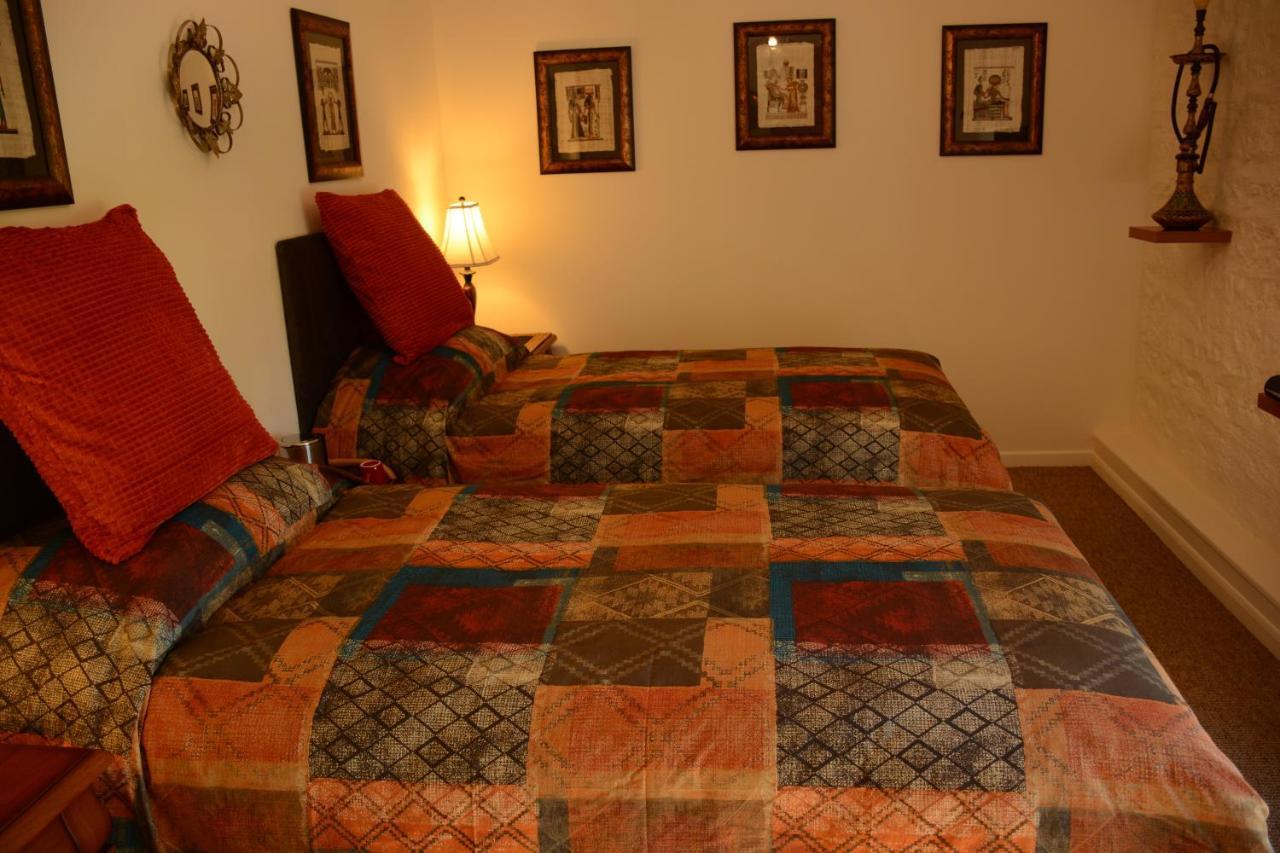 Bed and Breakfast Les noyers aulnay à Aulnay  Extérieur photo